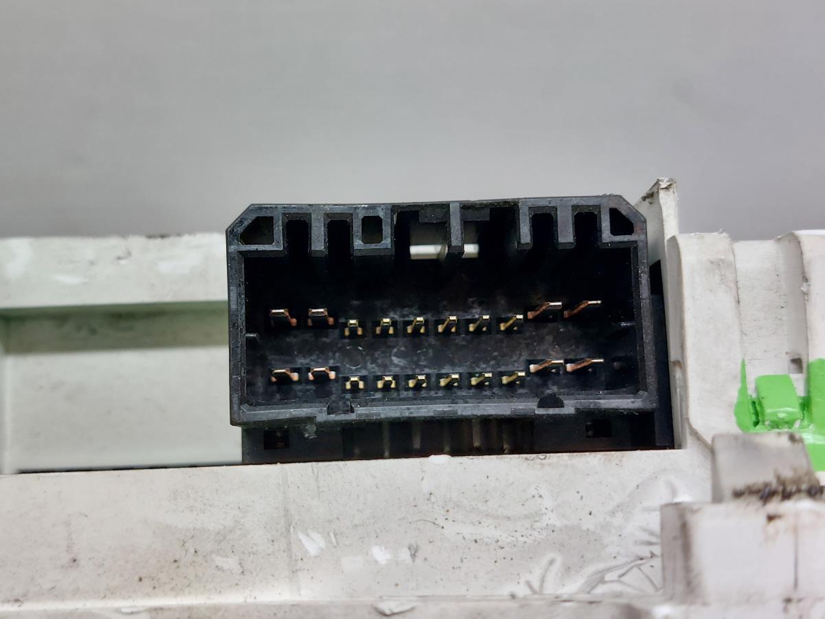 Quadro strumenti / Pannello strumenti HONDA Jazz II (GD_, GE3_, GE2_) Imagem-5
