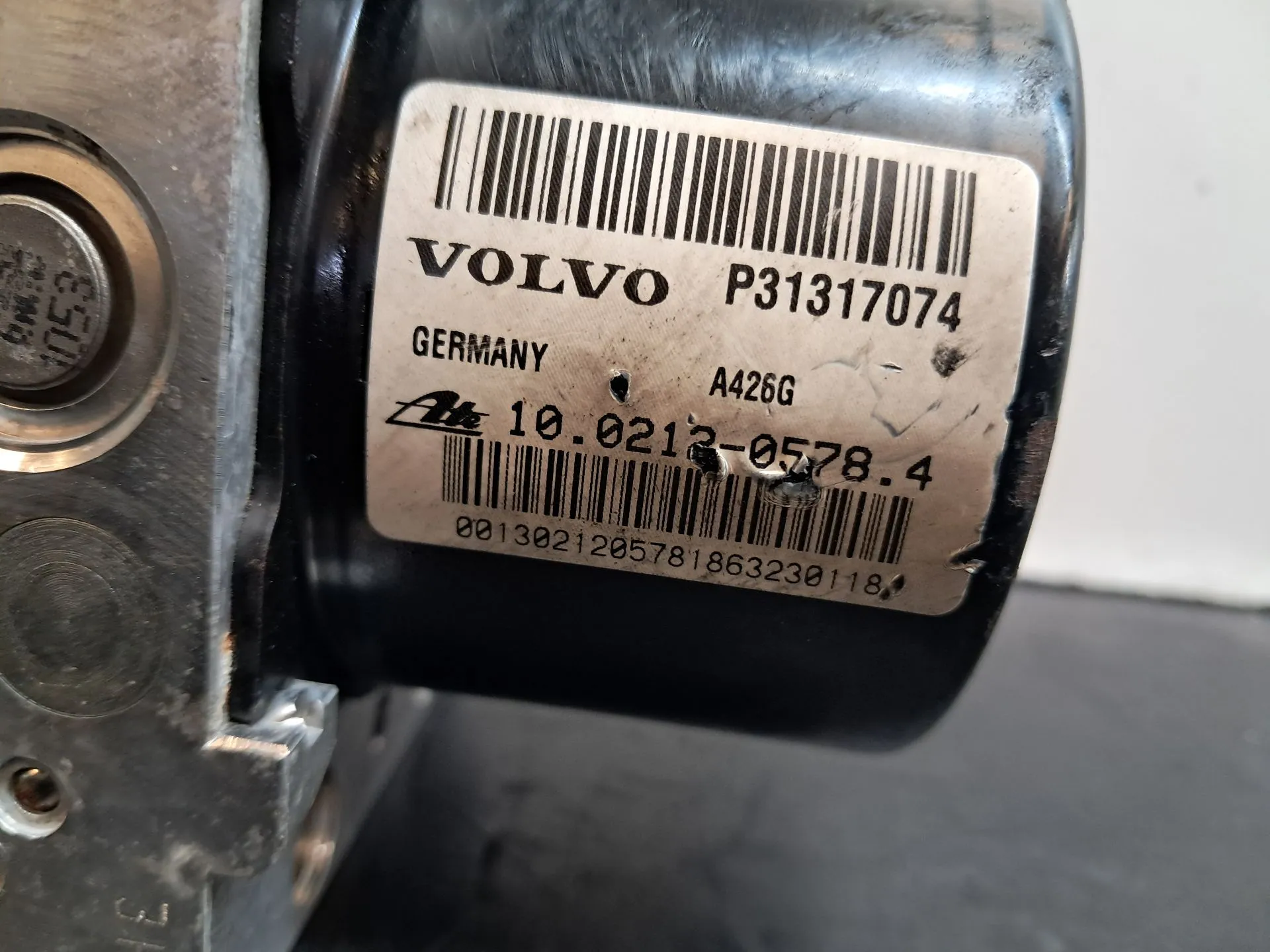 ABS VOLVO V40 Hatchback Imagem-3