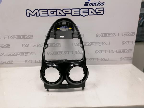 Dashboard trim OPEL Corsa D