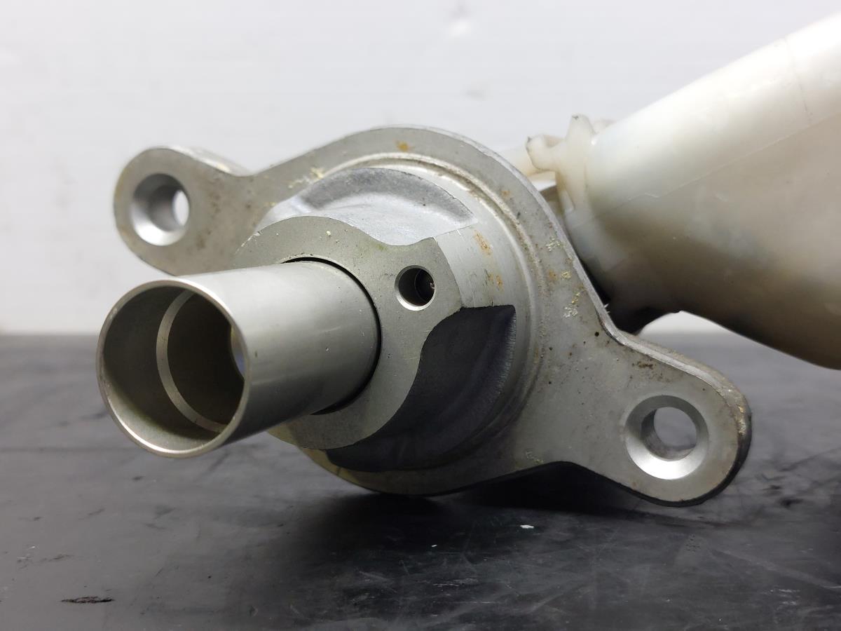 Pompe centrale de frein OPEL Corsa D Imagem-8