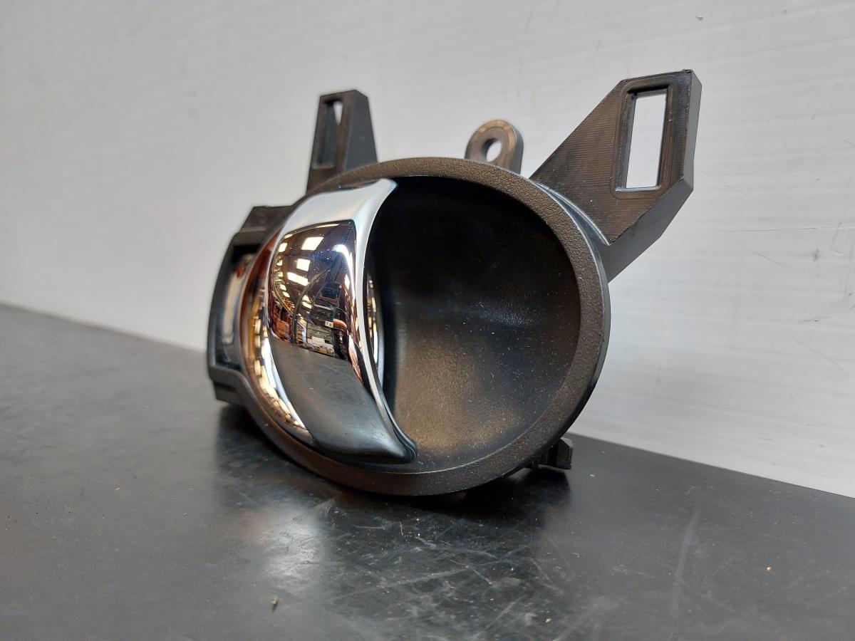 Right front interior door handle NISSAN Juke (F15) Imagem-2