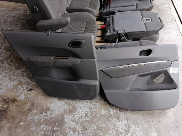 Conjunto de bancos PEUGEOT 5008 I (0U_, 0E_) Imagem-7