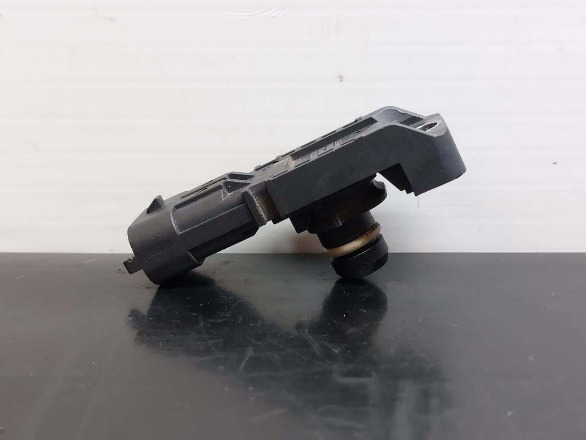 Sensor de pressão do coletor de admissão / sensor MAP NISSAN Juke (F15) Imagem-1