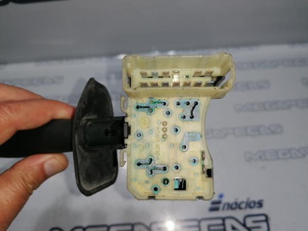 Palanca de limpiaparabrisas RENAULT Clio II (BB0/1/2_, CB0/1/2_) Imagem-1