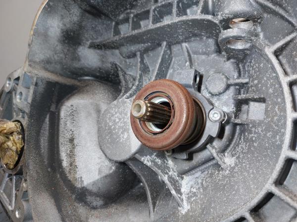 Caixa de velocidades manual OPEL Adam (M13) Imagem-9