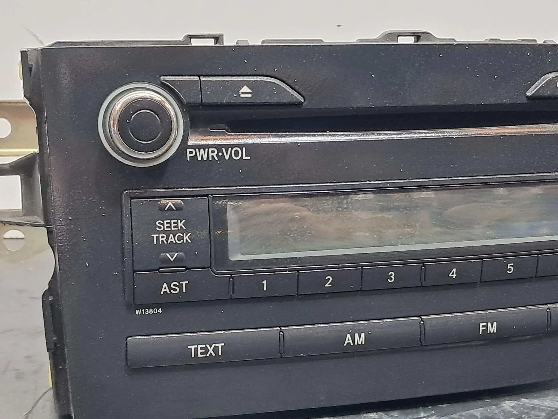 Rádio / auto-rádio TOYOTA Auris Hatchback (_E15_) Imagem-1