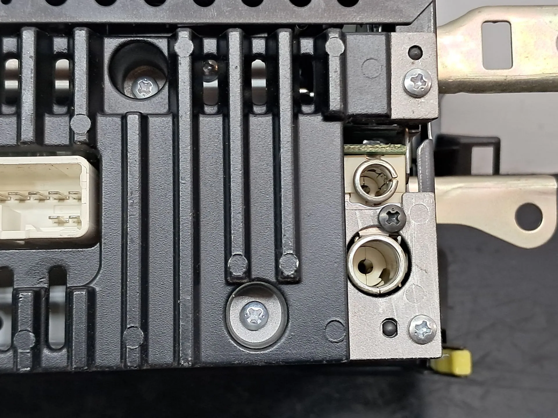 Rádio / auto-rádio TOYOTA Auris Hatchback (_E15_) Imagem-10