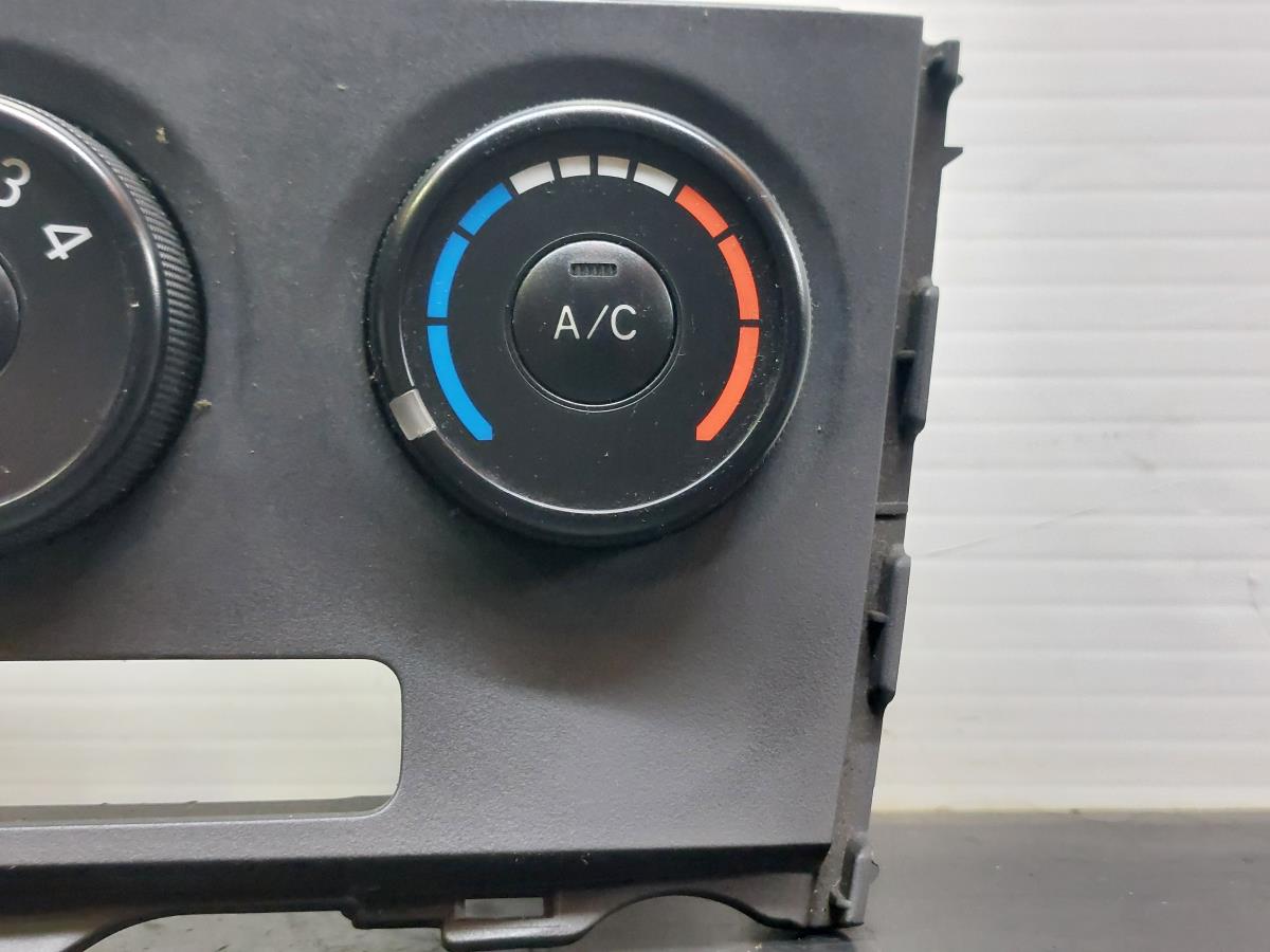 Commande chauffage TOYOTA Auris Hatchback (_E15_) Imagem-2