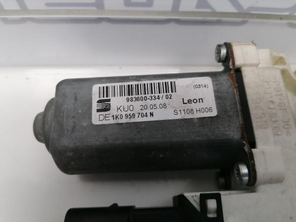 Motore alzacristallo posteriore destro SEAT Leon (1P1) Imagem-1
