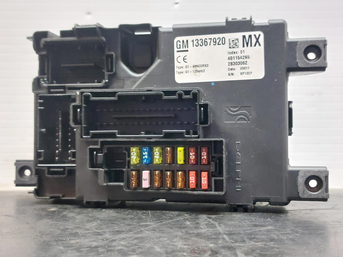 Fuse box / SAM / BSI OPEL Corsa D