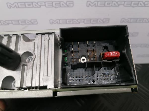 Rádio / auto-rádio RENAULT Megane III (BZ0_) Imagem-8