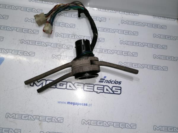 Mando de luces y limpia parabrisas FIAT 127 (127_) Imagem-1