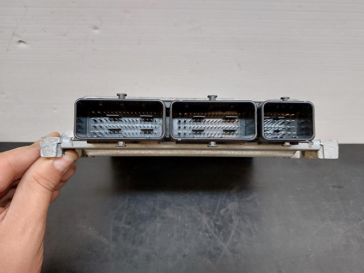 Engine control unit / ECU RENAULT Megane III (BZ0_) Imagem-2