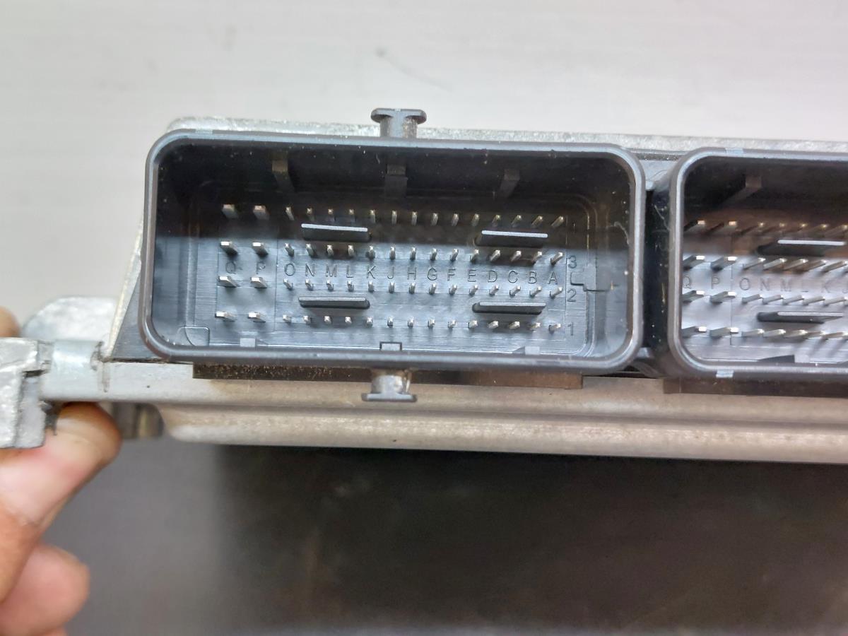Engine control unit / ECU RENAULT Megane III (BZ0_) Imagem-3