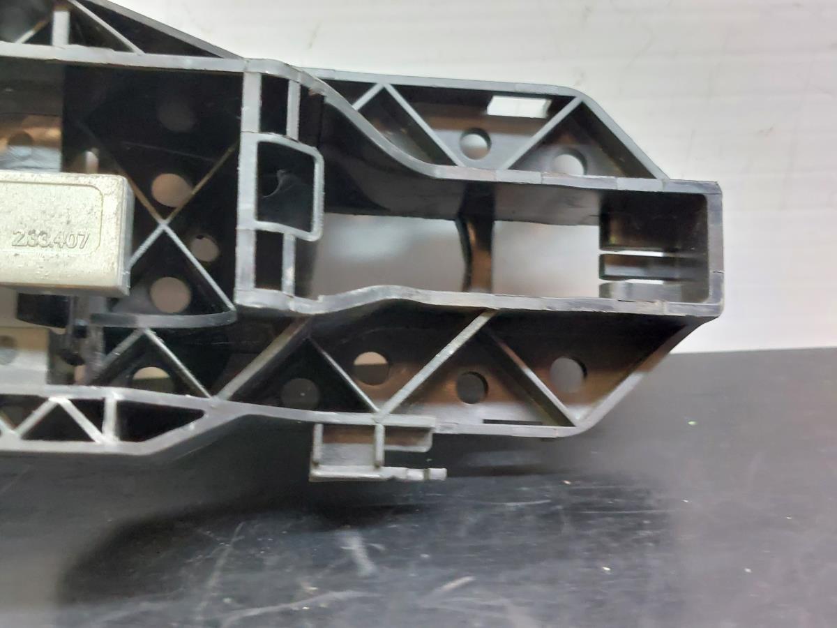 Support poignée porte avant gauche RENAULT Megane III (BZ0_) Imagem-5