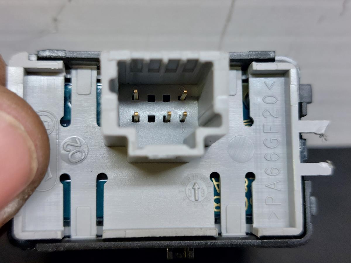 Palanca / interruptor de control crucero RENAULT Megane III (BZ0_) Imagem-2