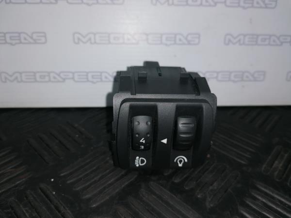 Light switch RENAULT Megane III (BZ0_)