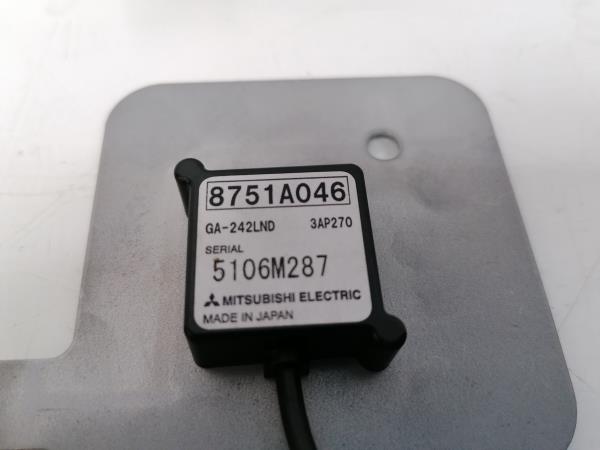 Antenna MITSUBISHI Outlander III (GG_W, GF_W, ZI) Imagem-1