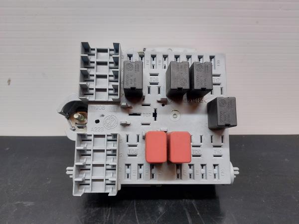 Caixa fusíveis da bateria ALFA ROMEO 159 (939_)