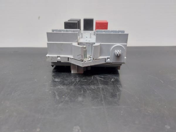 Caixa fusíveis da bateria ALFA ROMEO 159 (939_) Imagem-3