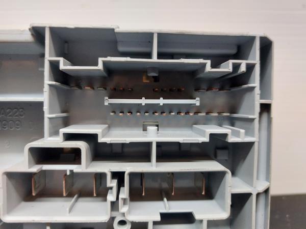 Caixa fusíveis da bateria ALFA ROMEO 159 (939_) Imagem-5