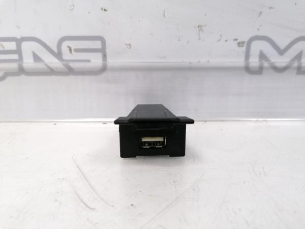 Módulo USB / AUX / IPOD MITSUBISHI Outlander III (GG_W, GF_W, ZI)