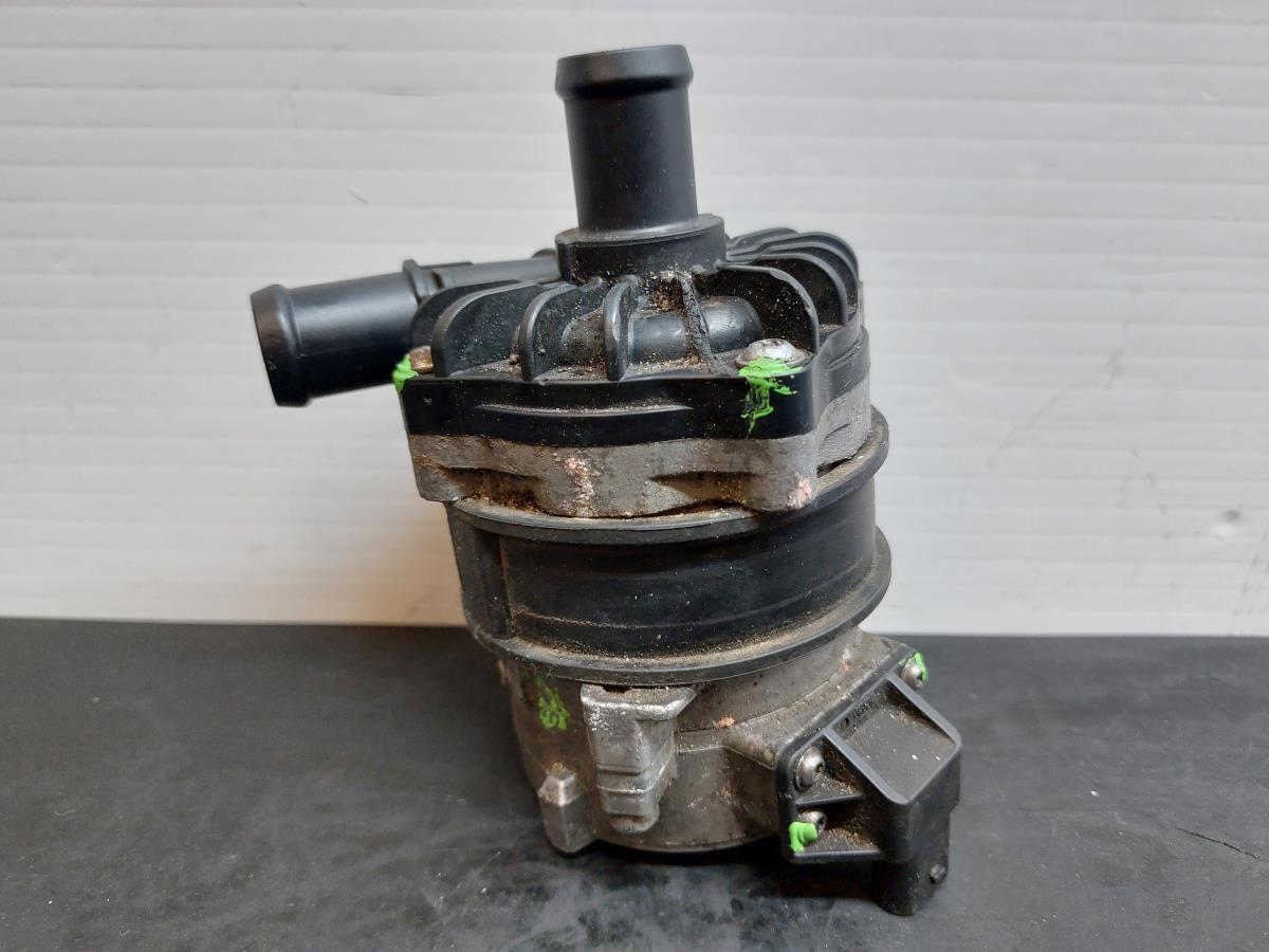 Bomba de água AUDI A4 (8K2, B8)