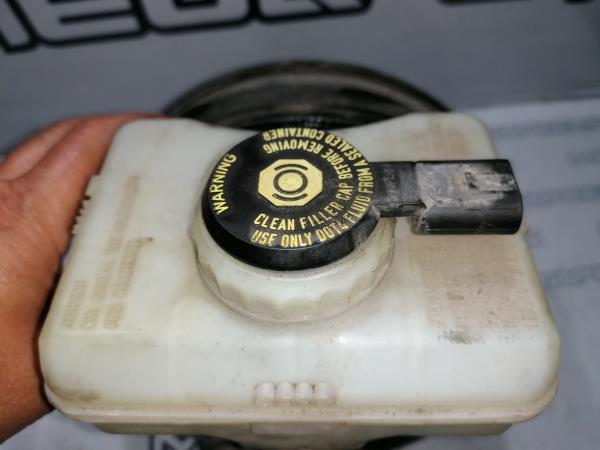 Bomba central de frenos AUDI A4 (8K2, B8)