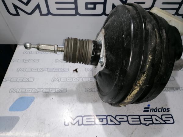 Servofreio AUDI A4 (8K2, B8)