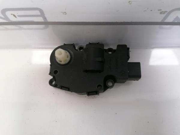 Motor del compuerta de la calefacción AUDI A4 (8K2, B8) Imagem-2