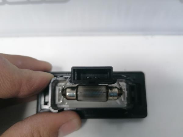 Farolim matrícula AUDI A4 (8K2, B8) Imagem-2