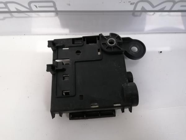 Caixa fusíveis da bateria AUDI A4 (8K2, B8) Imagem-1