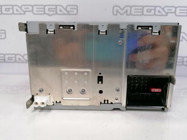 Rádio / auto-rádio SEAT Exeo (3R2) Imagem-1