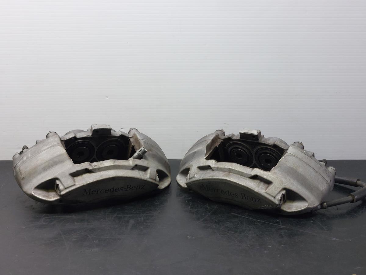 Conjunto Pinças Travão (kit) MERCEDES-BENZ Classe C (W205)