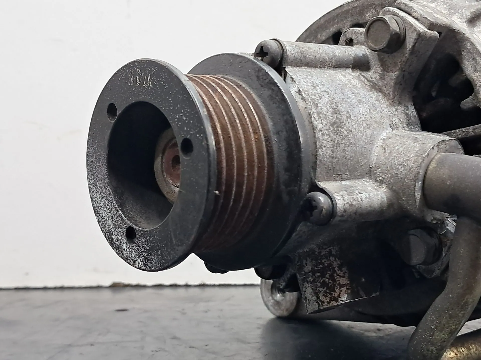 Alternador LAND ROVER Freelander (L314) Imagem-1