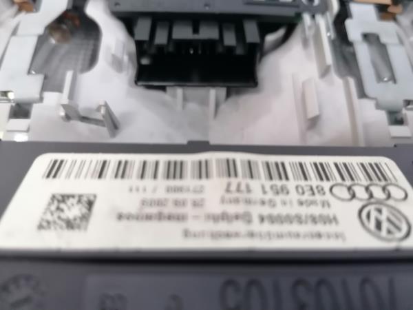 Plafón central SEAT Exeo (3R2) Imagem-3