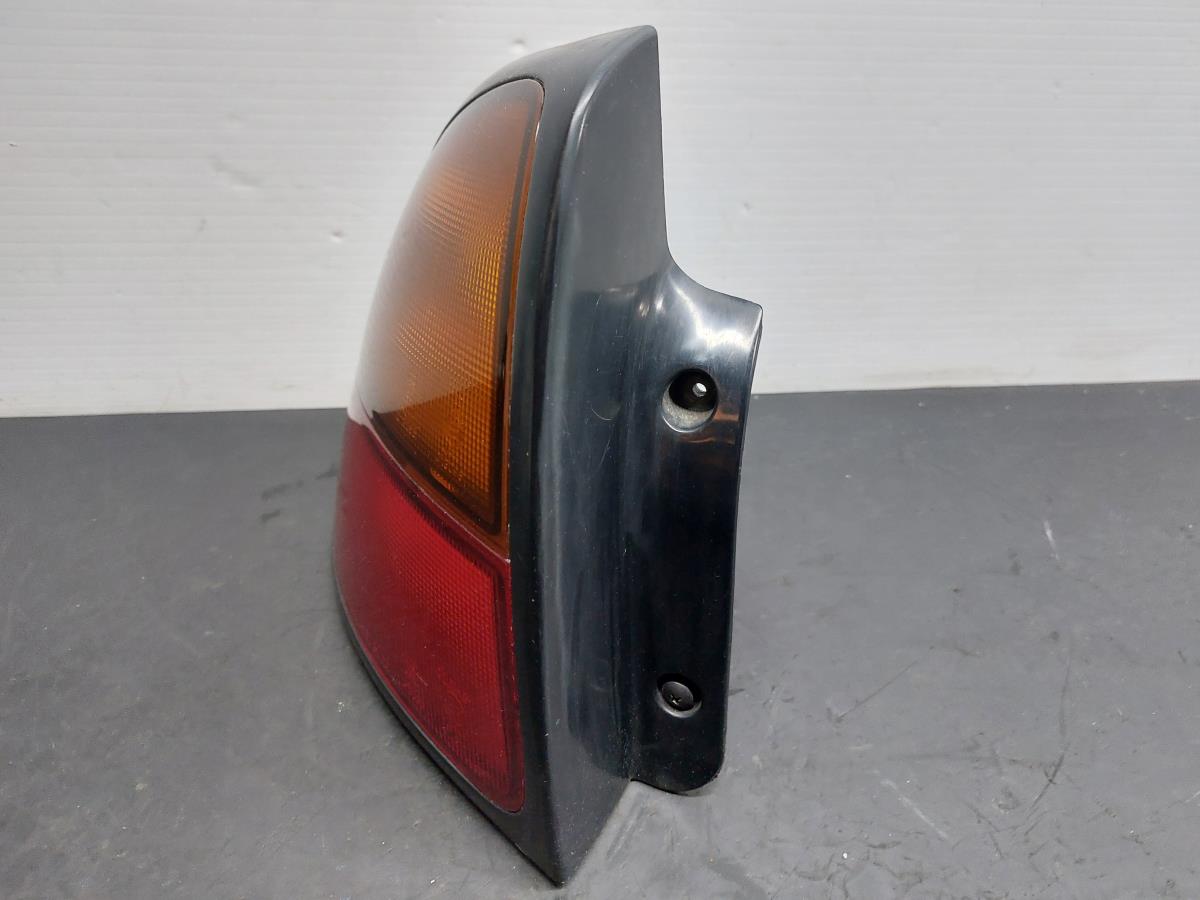 Left Tail light MAZDA 323 C V (BA) Imagem-2