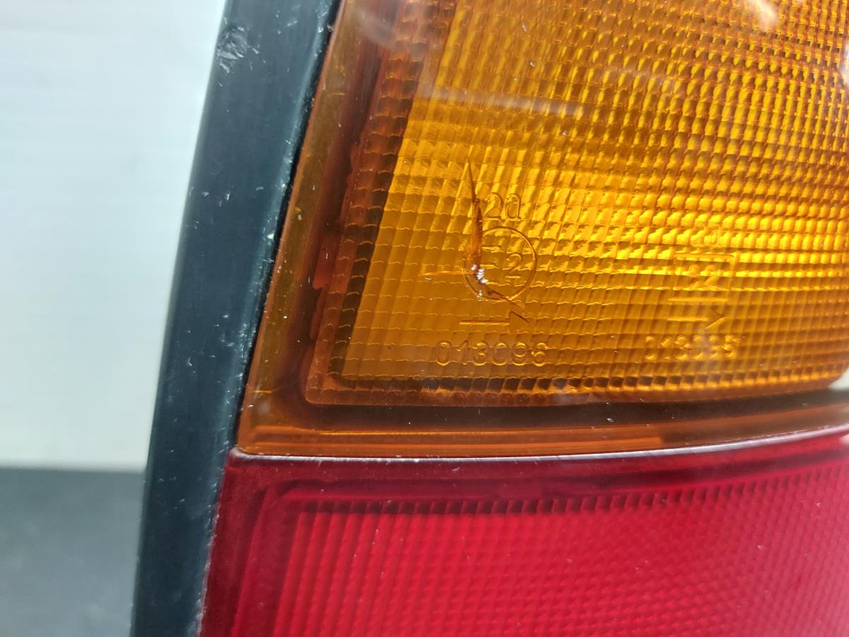 Fanale Destro MAZDA 323 C V (BA) Imagem-1