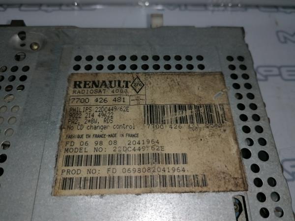 Rádio / auto-rádio RENAULT Safrane I (B54_) Imagem-1