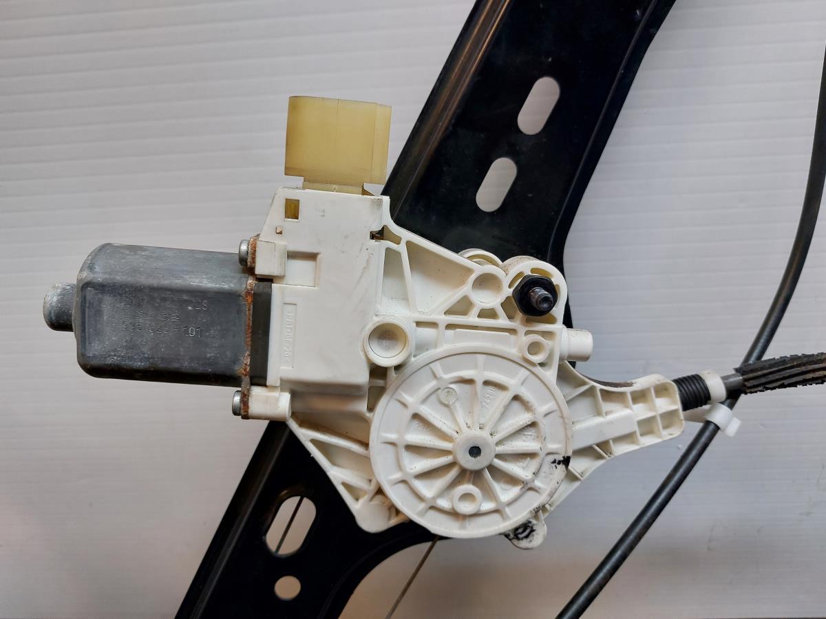 Alzavetro anteriore sinistro BMW 3 Touring (E91) Imagem-2