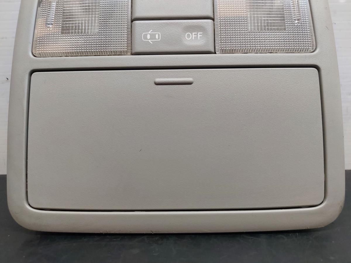Plafonnier central TOYOTA Avensis Wagon (_T27_) Imagem-1