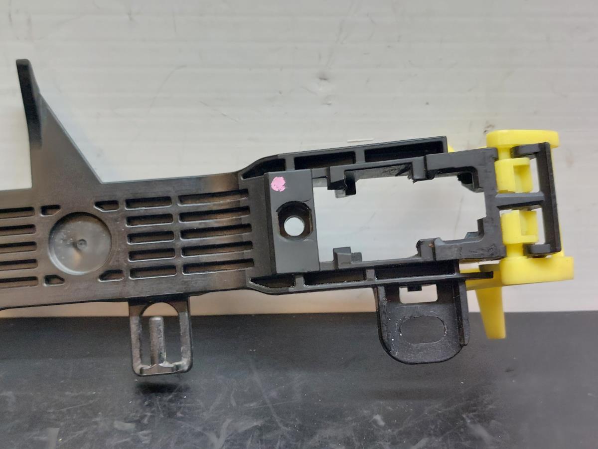 Supporto maniglia porta anteriore destra TOYOTA Avensis Wagon (_T27_) Imagem-2