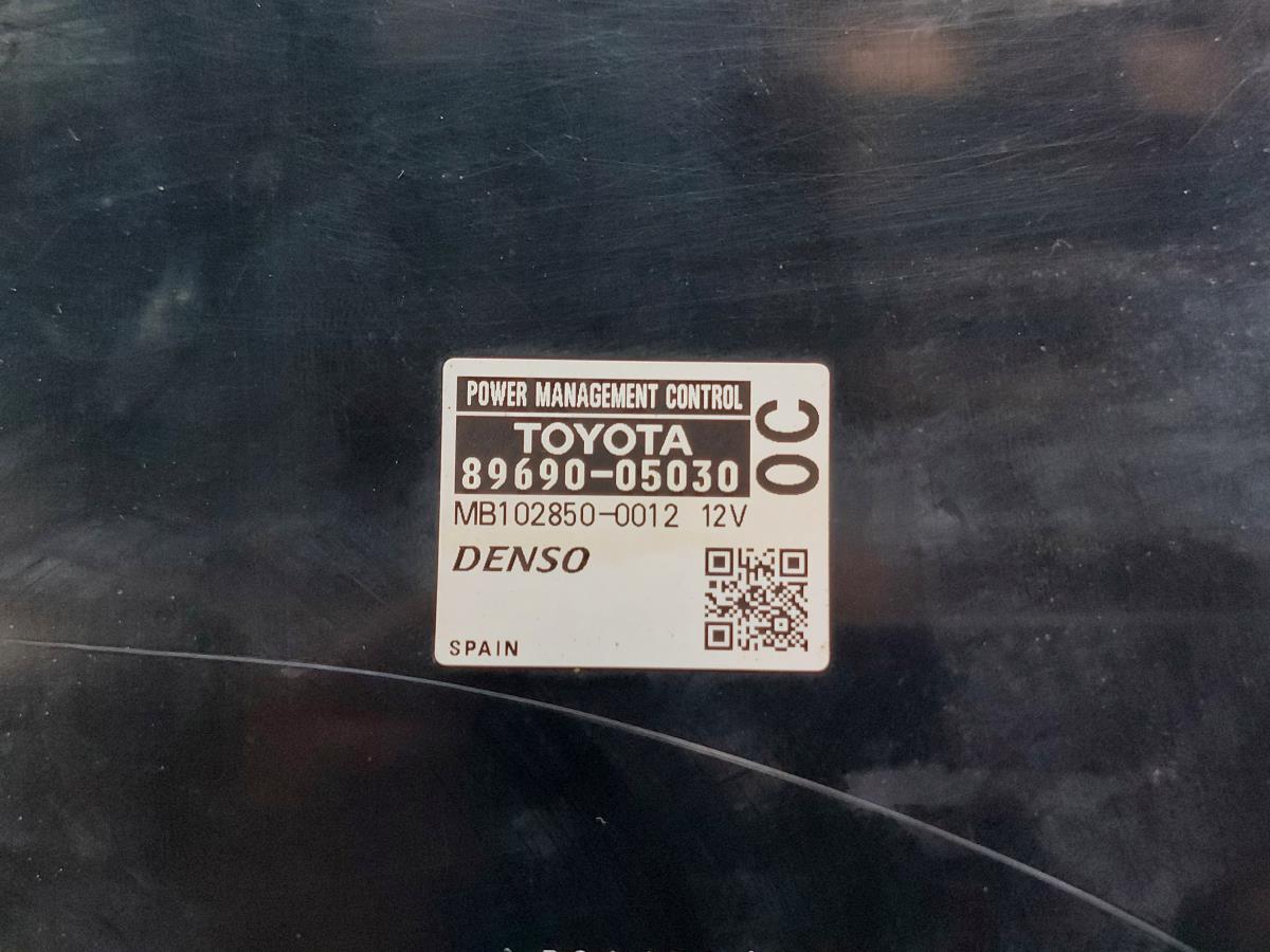 Modulo generico TOYOTA Avensis Wagon (_T27_) Imagem-1