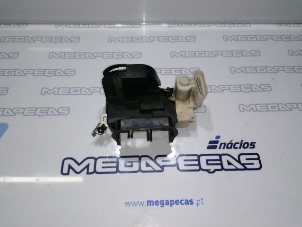 Cerradura / cierre puerta delantero derecho FIAT Punto (176_)