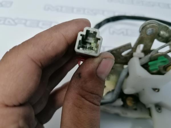 Fechadura / fecho porta trás direito ROVER 400 Sedan (RT) Imagem-1