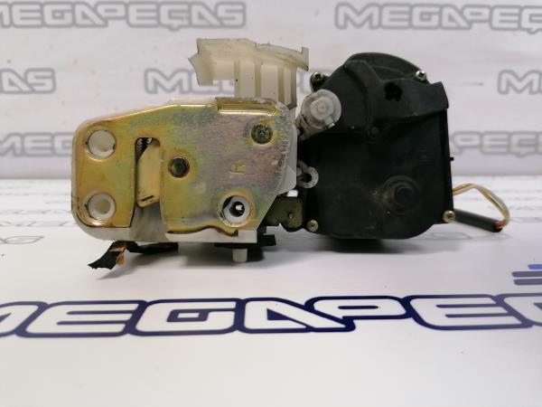 Fechadura / fecho porta trás direito HONDA Civic V Hatchback (EG_) Imagem-2