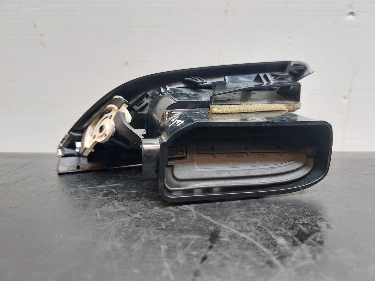Difusor / salida de aire PEUGEOT 207 SW (WK_) Imagem-3
