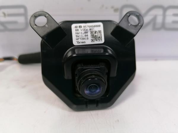 Câmera traseira HYUNDAI i30 (PD) Imagem-1