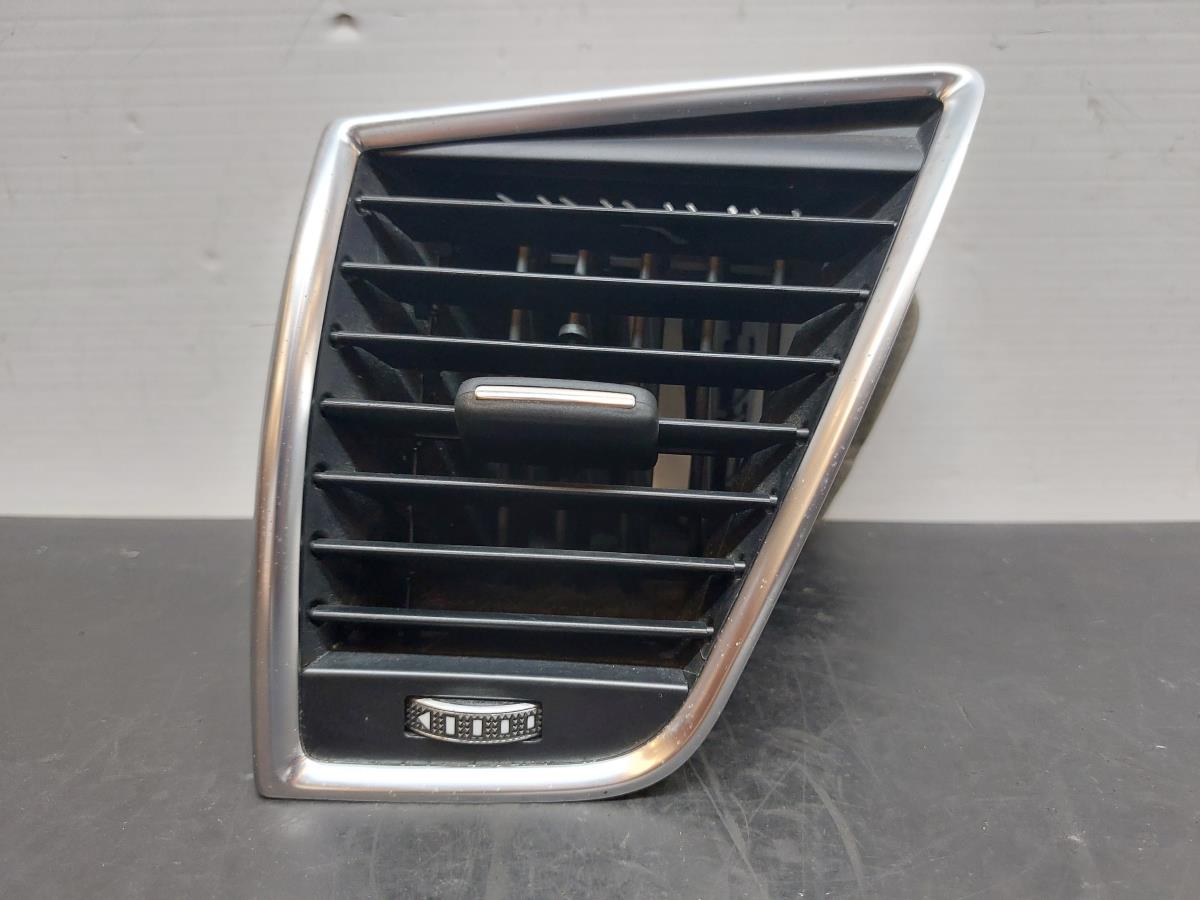 Difusor / salida de aire AUDI Q5 (8R)
