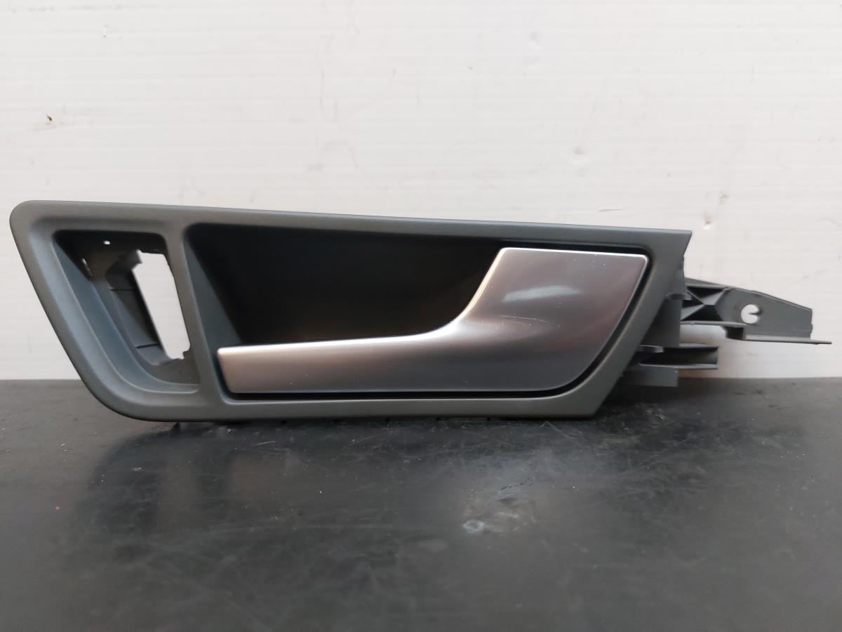 Puxador interior porta frente direito AUDI Q5 (8R)